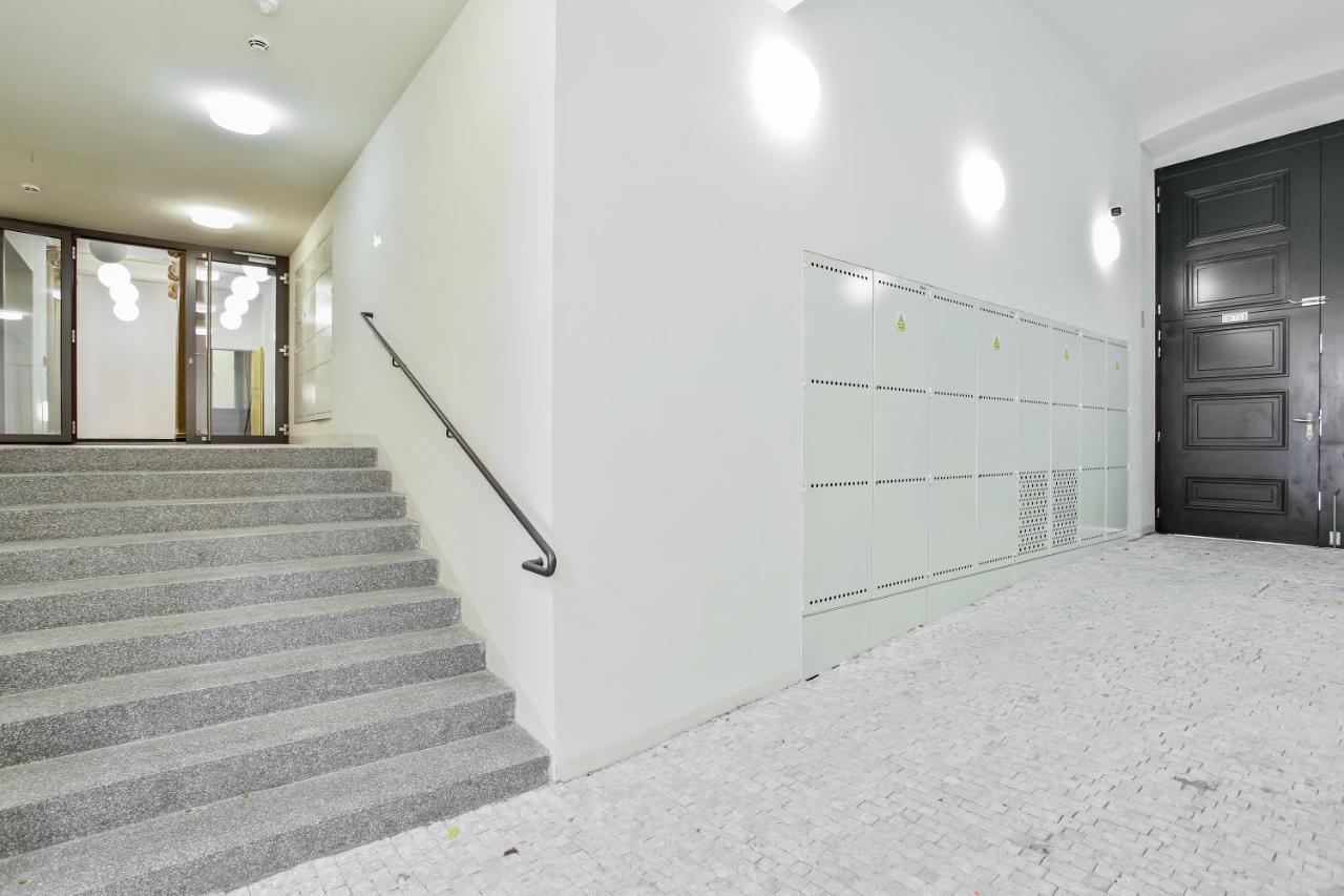 Newly Opened, Designer Opera Praga